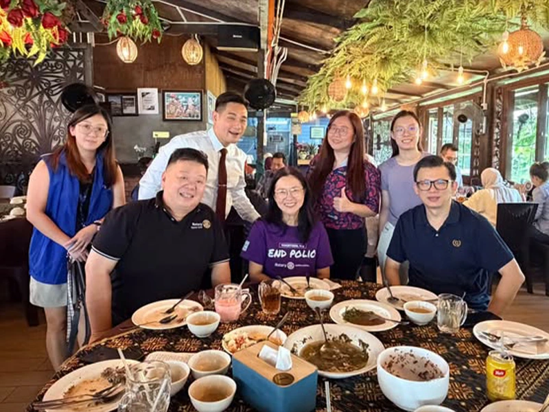 21-aug-2026-Lunch with District Governor Dolly.webp